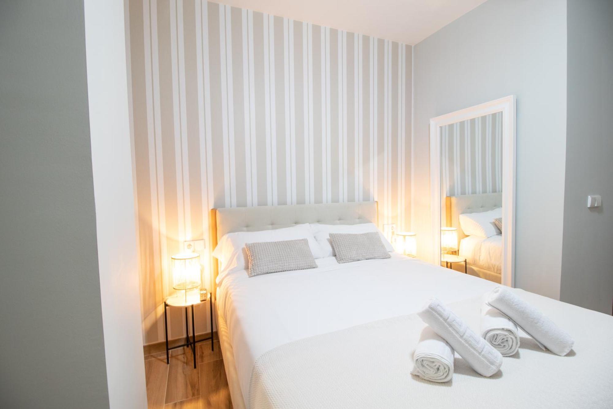 Suite Parque Del Turia By Concept Flats Valenza Esterno foto